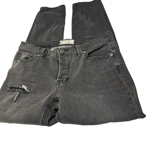 Free People Distressed Skinny Ankle Jeans Black Button Fly Jeans Sz 27 - Picture 6 of 13